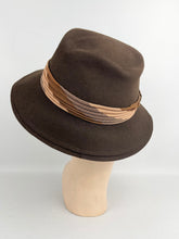 Load image into Gallery viewer, Original 1940&#39;s American Made Dark Brown Felt Fedora with Stripe Trim - Draper Saks
