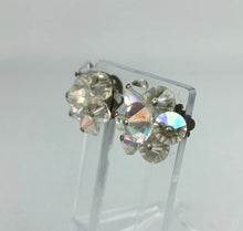 Load image into Gallery viewer, Vintage 1950s Clear Glass Clip On Earrings
