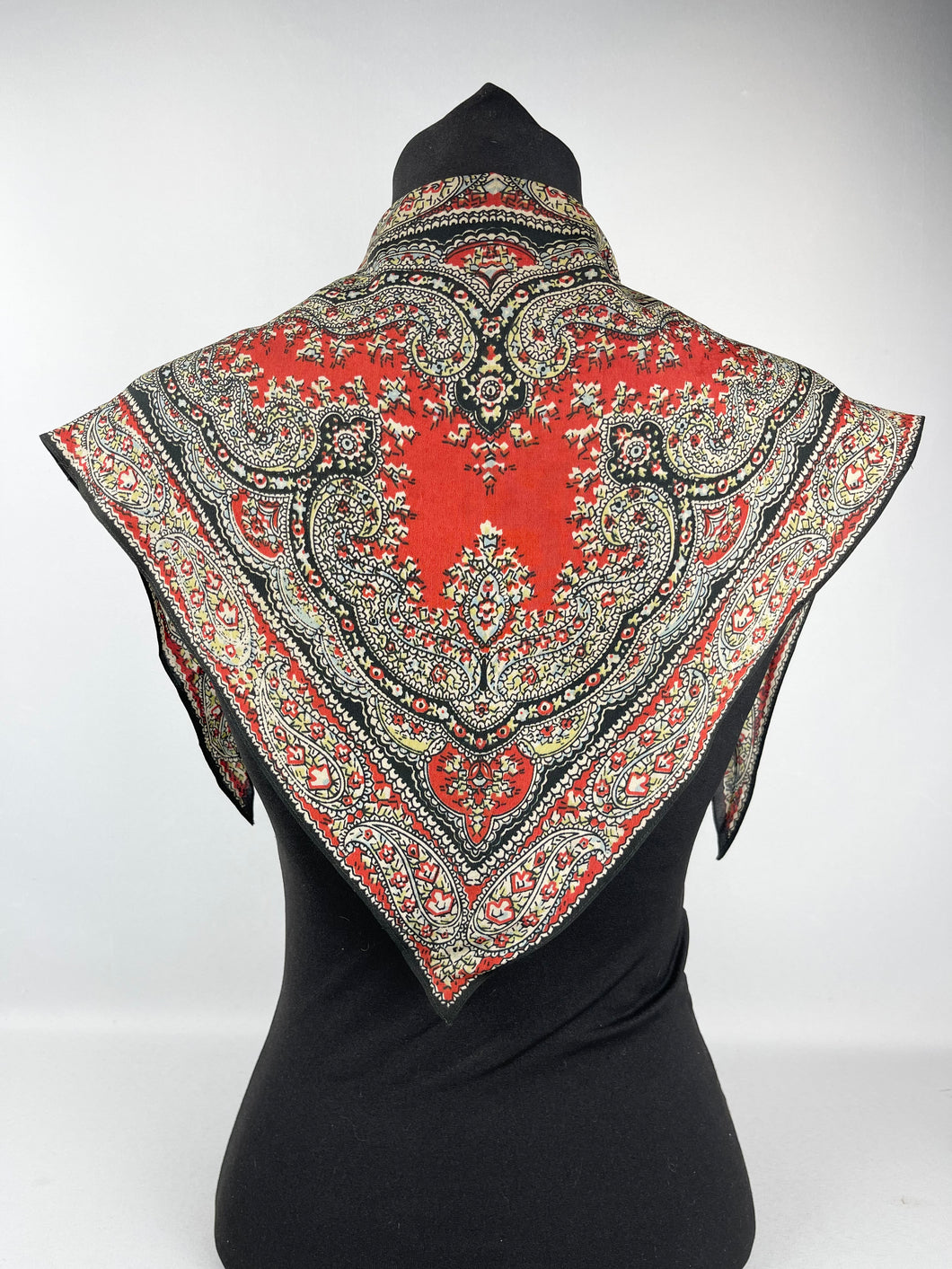Original 1930's Triangular Crepe Scarf in Black and Red Paisley Print - Vintage Neckerchief