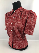Load image into Gallery viewer, 1940s Reproduction Christmas Blouse in Riley Blake Cotton - Bust 34&quot; 36&quot;
