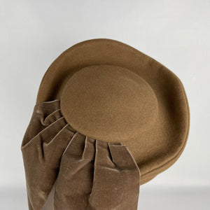 Original 1940s Chocolate Brown Felt Hat with Oversized Velvet Trim by Florence Reichman
