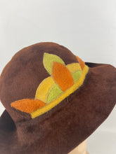 Load image into Gallery viewer, Original 1930’s Warm Brown Fur Felt Hat with Appliqué Trim in Green, Rust and Mustard *
