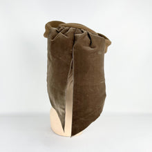 Load image into Gallery viewer, Original 1940s Chocolate Brown Felt Hat with Oversized Velvet Trim by Florence Reichman
