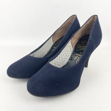 Load image into Gallery viewer, Original 1940's 1950's Deadstock Blue Suede Court Shoes with Punch Detail  - UK 4.5
