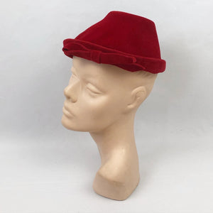 1930s 1940s Cherry Red Felt Tyrolean Hat with Bow Trim