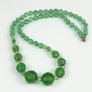 Original 1940s 1950s Green Faceted Glass Graduated Bead Necklace