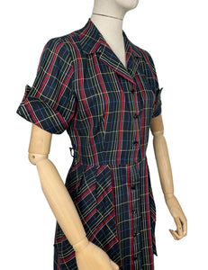 Original 1940’s 1950’s Black and Plaid Fine Cotton Dress with Glass Buttons - Bust 38 *