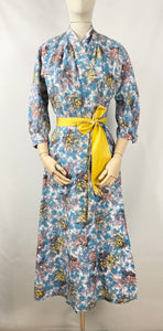 1950s Blue and Mustard Floral Cotton Dress Robe - Bust 36 38 40