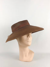 Load image into Gallery viewer, 1940s 1950s Chocolate Brown Straw Hat with Grosgrain Bow
