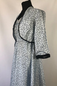 1950s Artificial Silk Novelty Print Dress and Bolero Set - B32