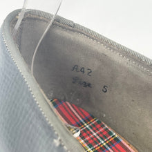 Load image into Gallery viewer, Original 1940&#39;s 1950&#39;s Slate Grey Leather Slip on Shoes with Bow Trim - UK 5 *
