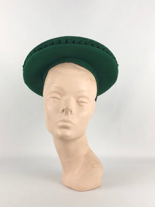 Original 1940s Kelly Green Felt Hat - Exceptionally Beautiful Piece