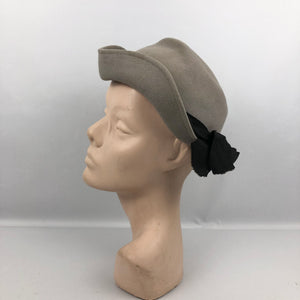 1940s Grey Felt Hat with Double Bow Trim in Black