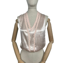 Load image into Gallery viewer, Original 1930&#39;s Pale Pink Satin Backed Crepe and Net Dickie Blouse - Bust 32 33 34
