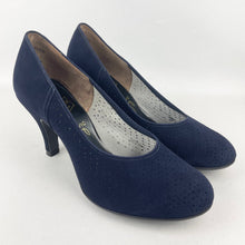 Load image into Gallery viewer, Original 1940's 1950's Deadstock Blue Suede Court Shoes with Punch Detail  - UK 4.5
